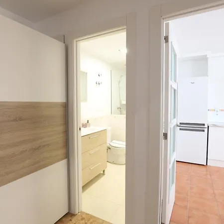 Estupendo Duplex Famililar Con Terrazas Y Parking By Hometels *