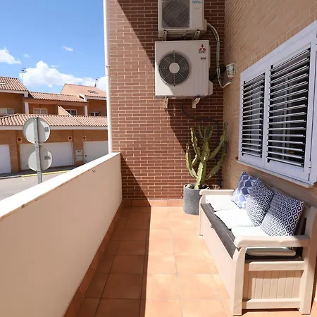 Estupendo Duplex Famililar Con Terrazas Y Parking By Hometels