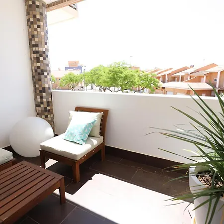 Estupendo Duplex Famililar Con Terrazas Y Parking By Hometels